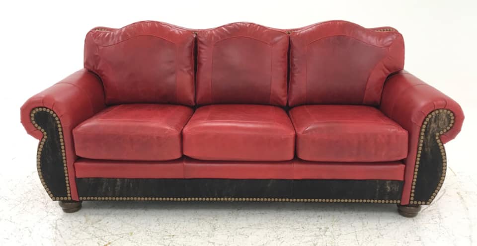 Amarillo Loveseat Calderon Red